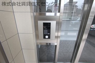 和歌山駅 徒歩7分 8階の物件外観写真